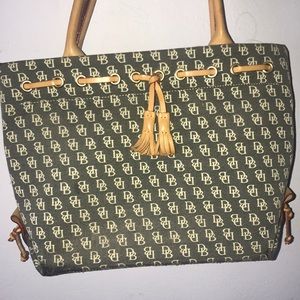 Dooney & Bourke Handbag